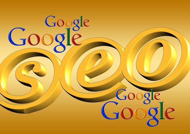 zlatý nápis SEO a znak Google