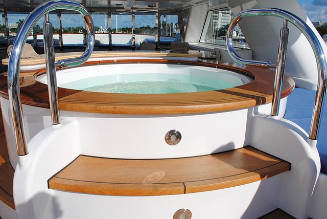 whirpool bath